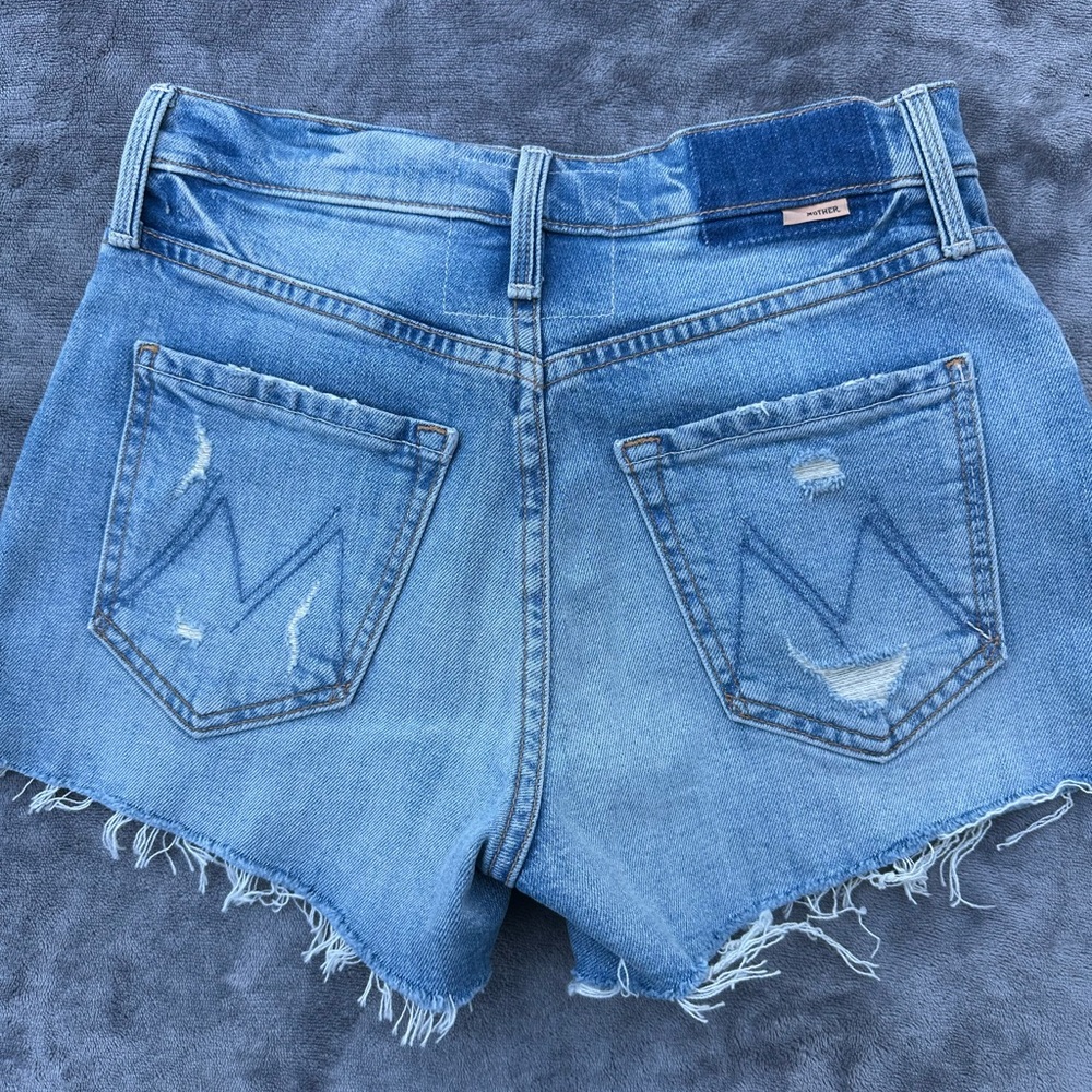Mother shorts size 24